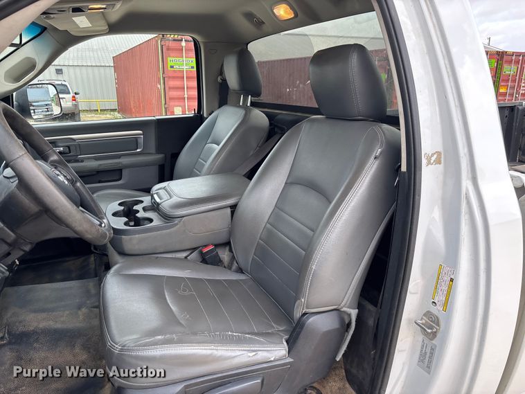 image for item FB3187 2015 RAM 2500 pickup truck