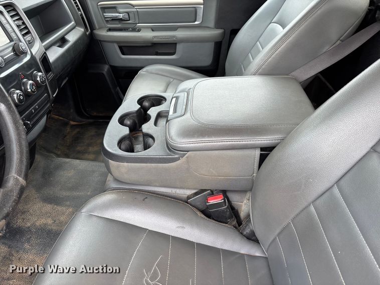 image for item FB3187 2015 RAM 2500 pickup truck