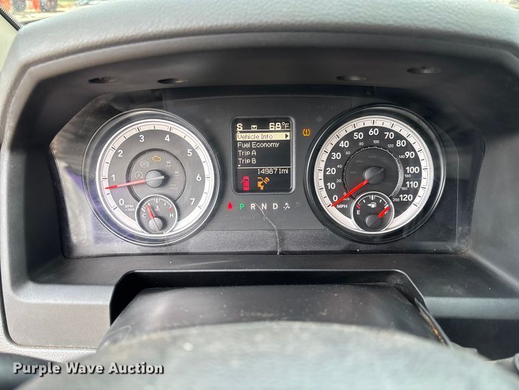 image for item FB3187 2015 RAM 2500 pickup truck