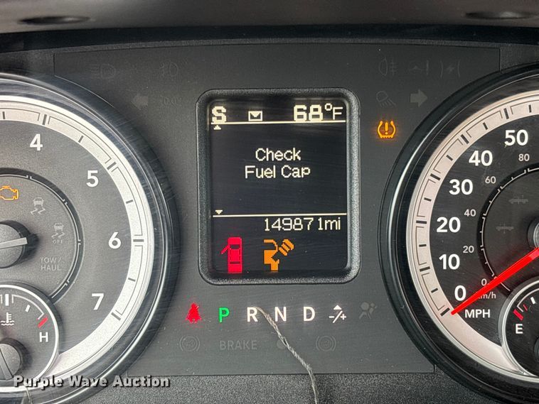 image for item FB3187 2015 RAM 2500 pickup truck
