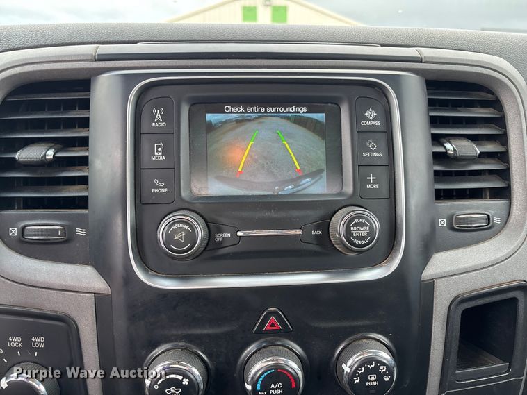 image for item FB3187 2015 RAM 2500 pickup truck