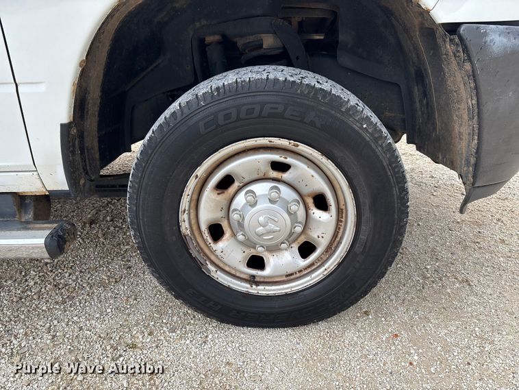 image for item FB3187 2015 RAM 2500 pickup truck