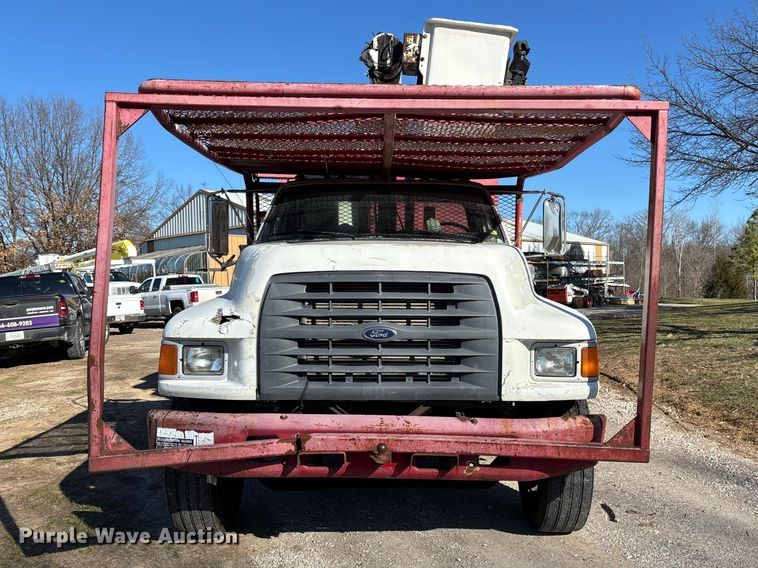 image for item FB3569 1998 Ford F-800 forestry bucket truck