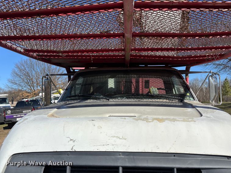 image for item FB3569 1998 Ford F-800 forestry bucket truck