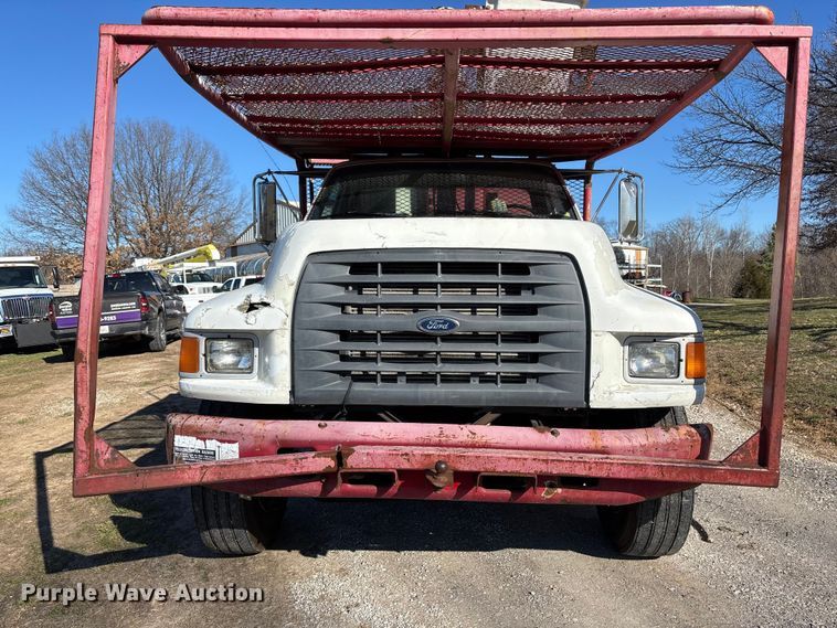 image for item FB3569 1998 Ford F-800 forestry bucket truck
