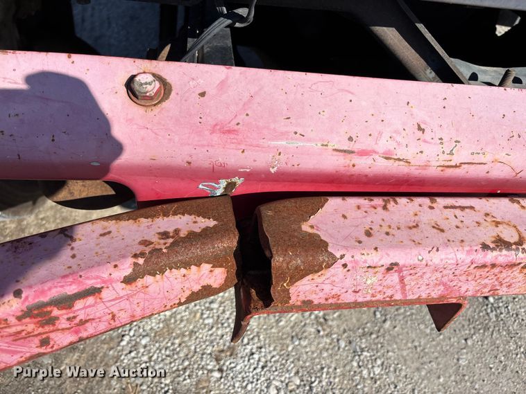 image for item FB3569 1998 Ford F-800 forestry bucket truck