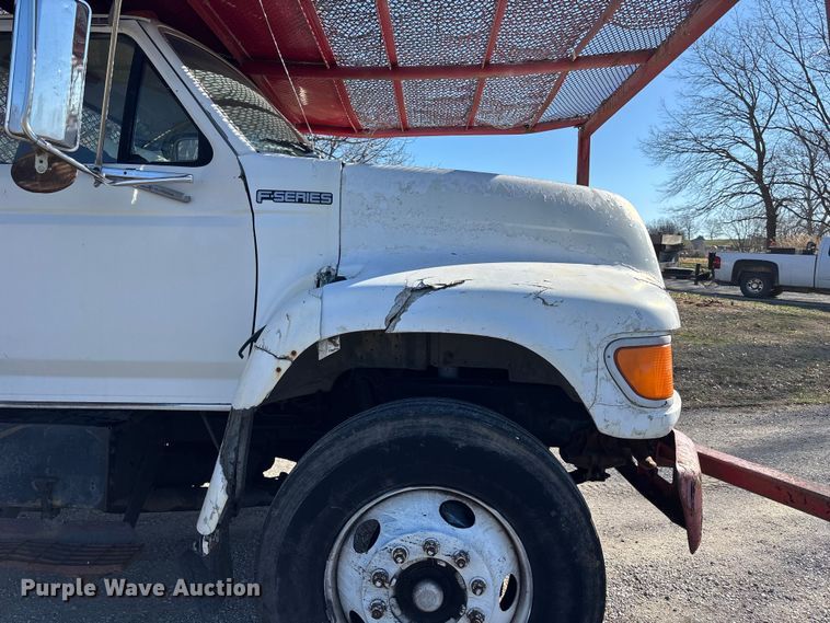 image for item FB3569 1998 Ford F-800 forestry bucket truck