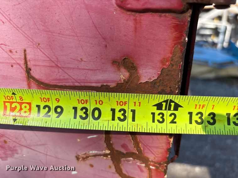 image for item FB3569 1998 Ford F-800 forestry bucket truck