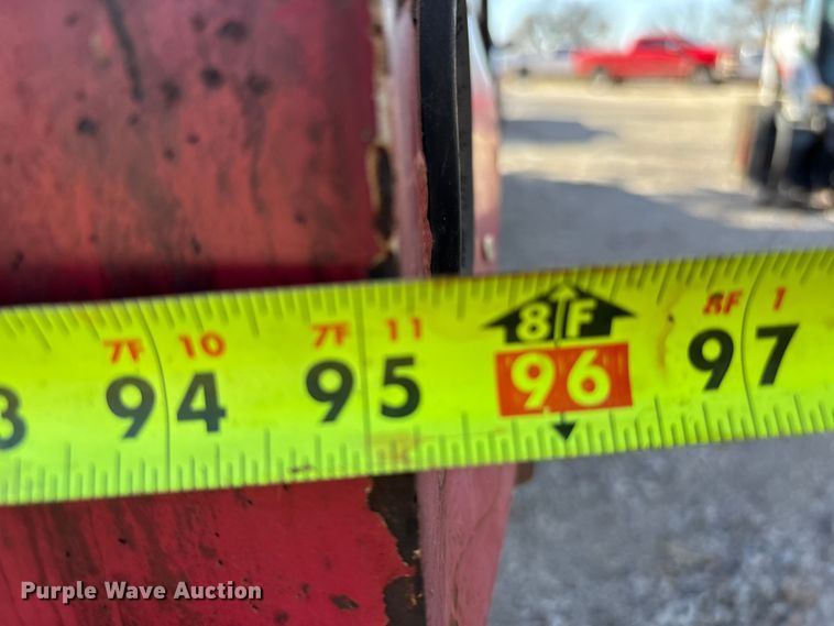 image for item FB3569 1998 Ford F-800 forestry bucket truck