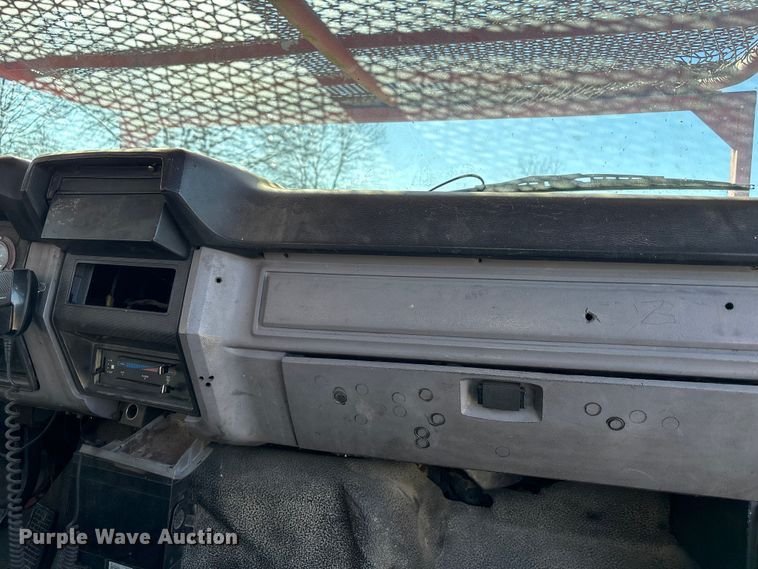 image for item FB3569 1998 Ford F-800 forestry bucket truck