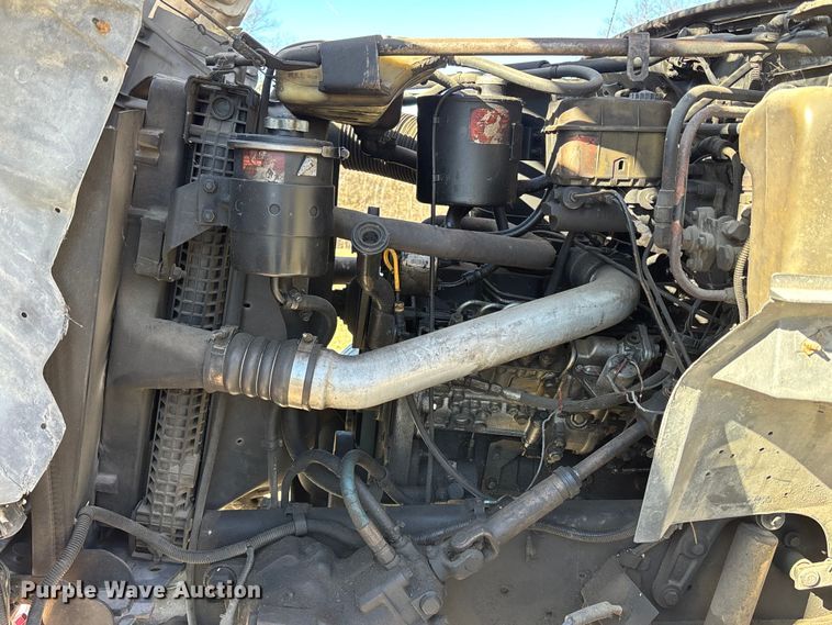 image for item FB3569 1998 Ford F-800 forestry bucket truck