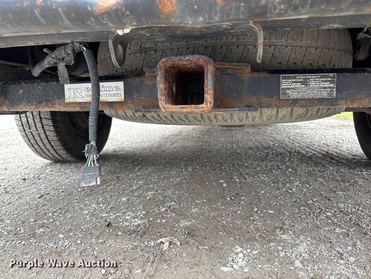 image for item FB3573 2003 Ford E150 van