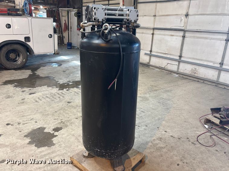 image for item FB3594 Vevor FB3500-10A300 air compressor