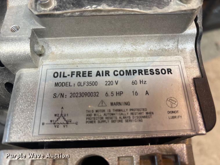 image for item FB3594 Vevor FB3500-10A300 air compressor