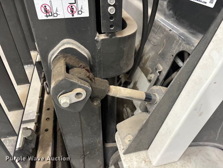 image for item FB5503 2014 Nissan forklift