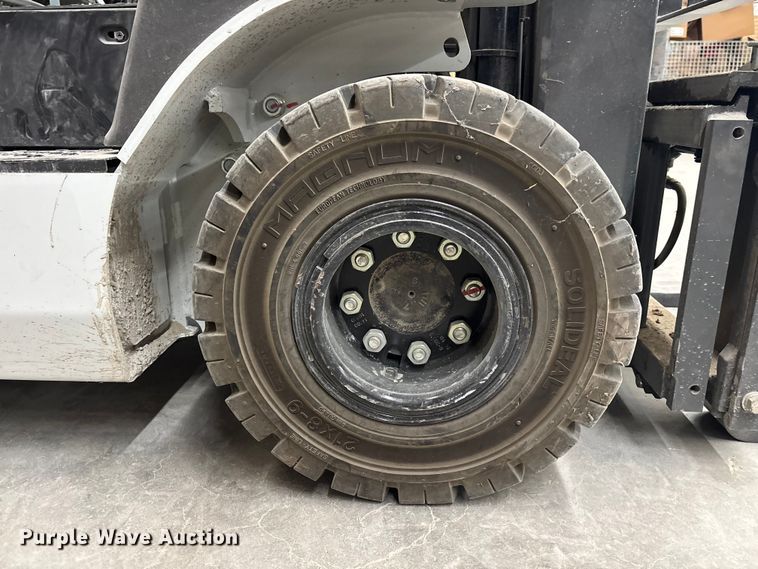 image for item FB5503 2014 Nissan forklift