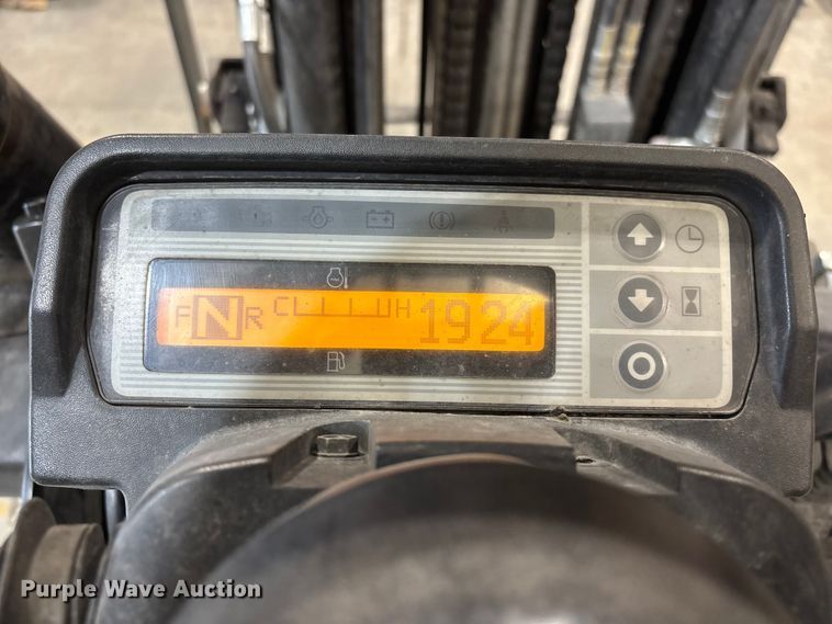 image for item FB5508 2016 UniCarriers PF70 forklift