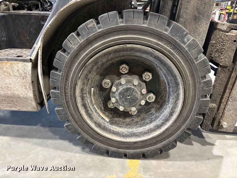 image for item FB5508 2016 UniCarriers PF70 forklift