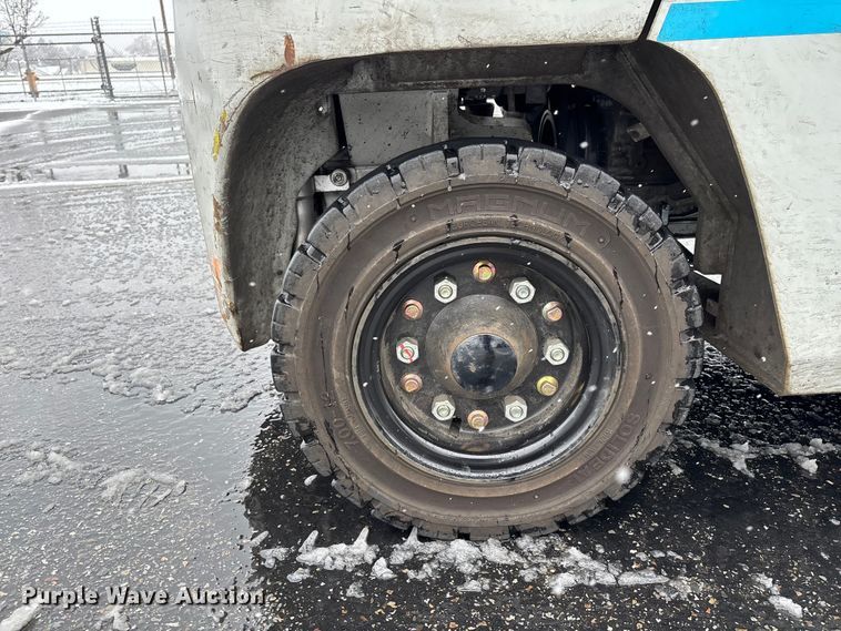 image for item FB5513 2015 Nissan PF80YLP forklift