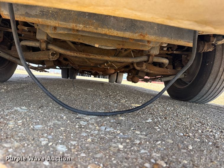 image for item FB6974 2000 Workhorse Allegro RV