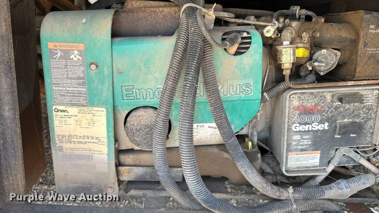 image for item FB6974 2000 Workhorse Allegro RV