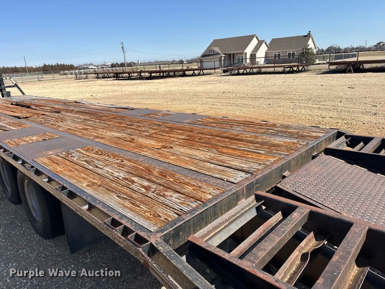 image for item FB6976 2013 Circle M equipment trailer