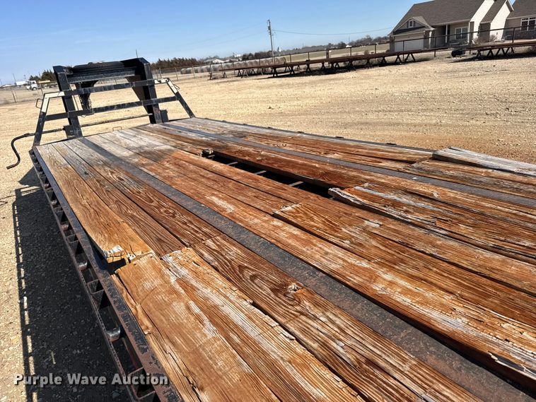 image for item FB6976 2013 Circle M equipment trailer