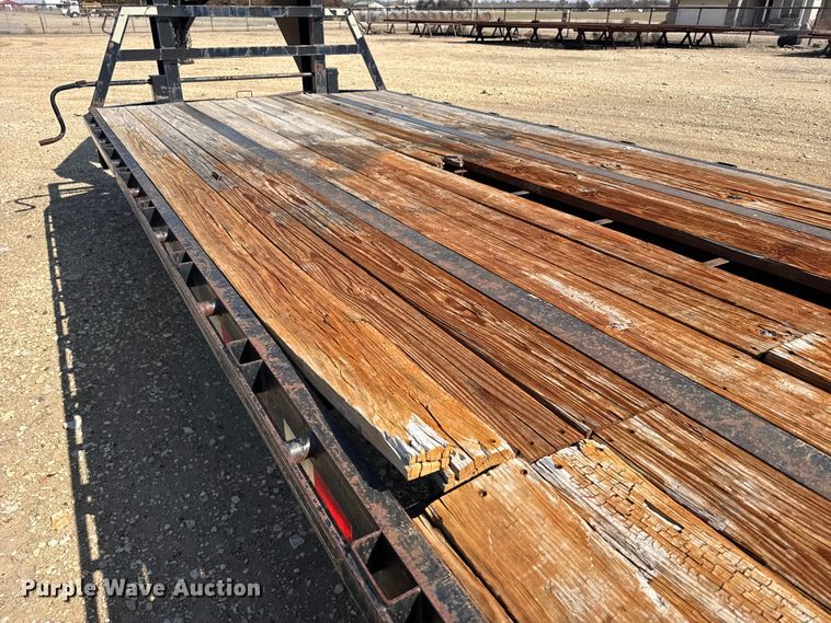 image for item FB6976 2013 Circle M equipment trailer