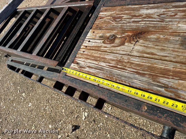 image for item FB6976 2013 Circle M equipment trailer