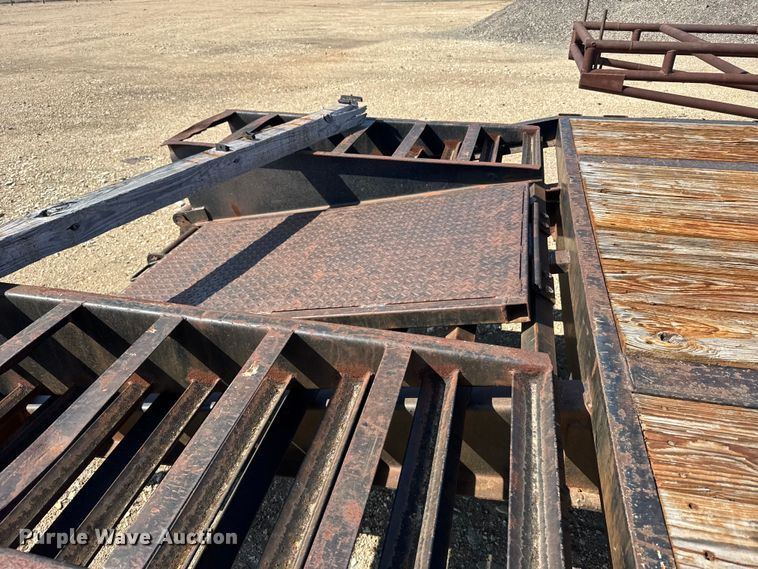 image for item FB6976 2013 Circle M equipment trailer