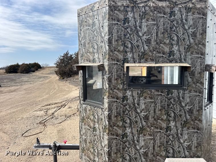 image for item FB6985 Ranch King hunting blind