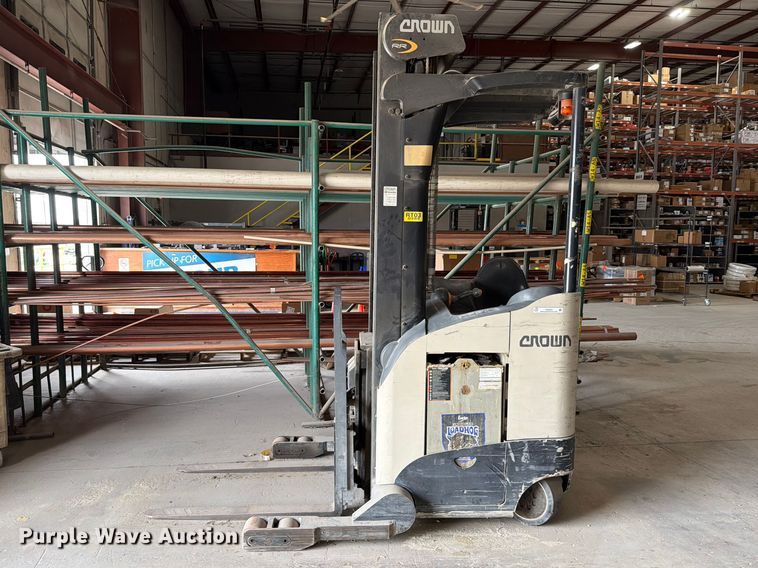 image for item FB8009 2017 Crown RR5725-35 reach truck