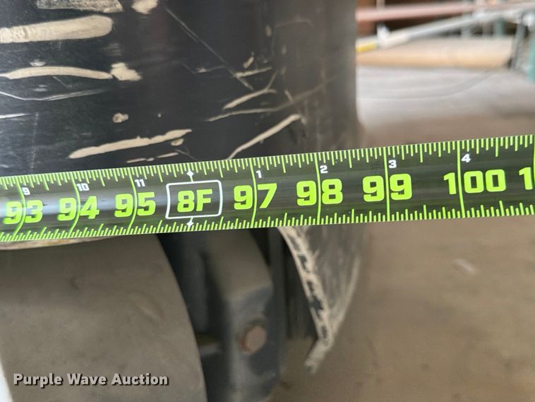 image for item FB8009 2017 Crown RR5725-35 reach truck