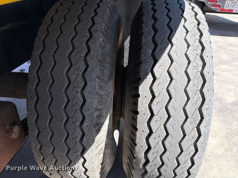 image for item FB8011 2011 Old Dominion Brush SCLTM20 leaf vacuum