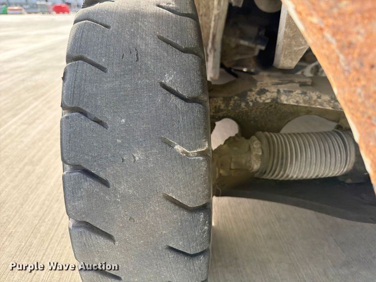 image for item FB8013 2018 UniCarriers PF80YLP forklift