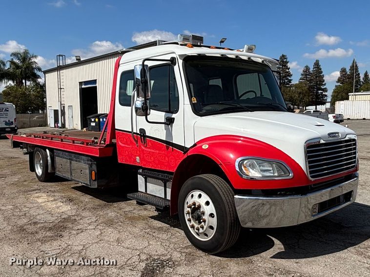 image for item FB9407 2019 Freightliner Business Class M2 rollback truck