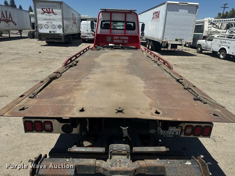 image for item FB9407 2019 Freightliner Business Class M2 rollback truck