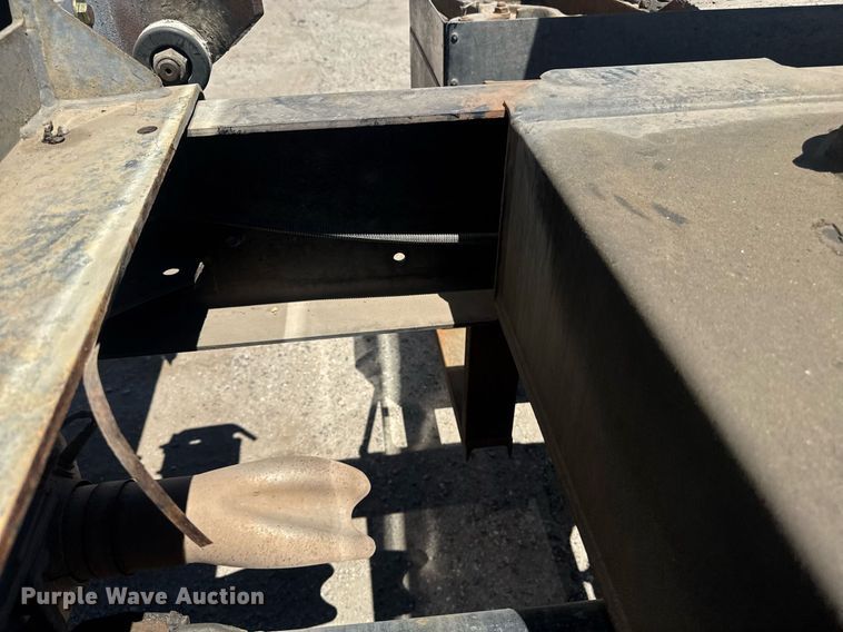 image for item FB9407 2019 Freightliner Business Class M2 rollback truck