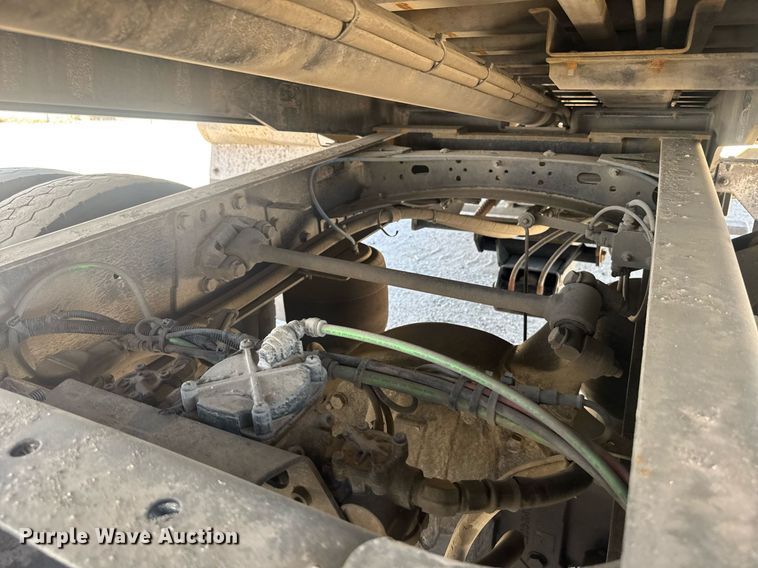 image for item FB9407 2019 Freightliner Business Class M2 rollback truck