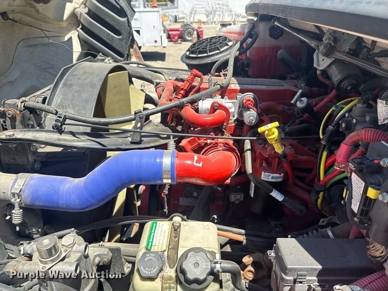 image for item FB9407 2019 Freightliner Business Class M2 rollback truck