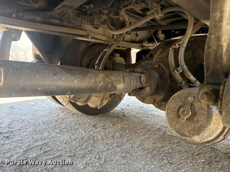 image for item FB9407 2019 Freightliner Business Class M2 rollback truck