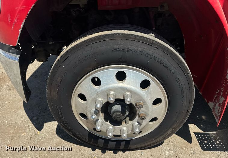 image for item FB9407 2019 Freightliner Business Class M2 rollback truck