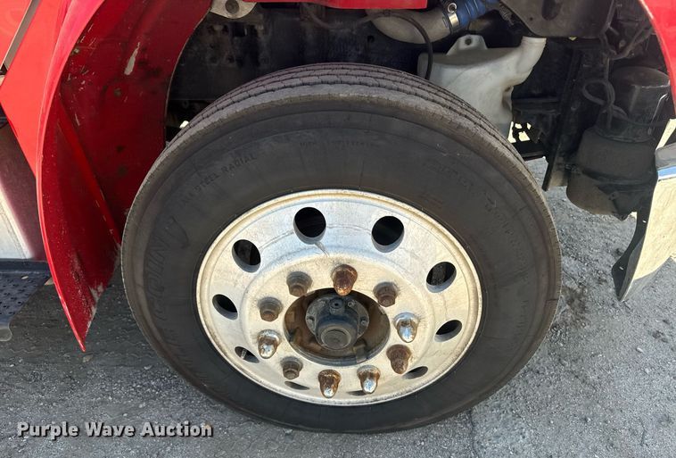 image for item FB9407 2019 Freightliner Business Class M2 rollback truck