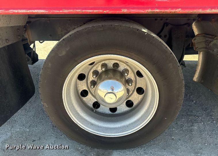 image for item FB9407 2019 Freightliner Business Class M2 rollback truck