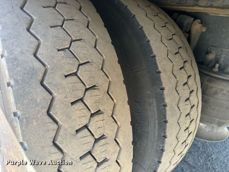 image for item FB9407 2019 Freightliner Business Class M2 rollback truck