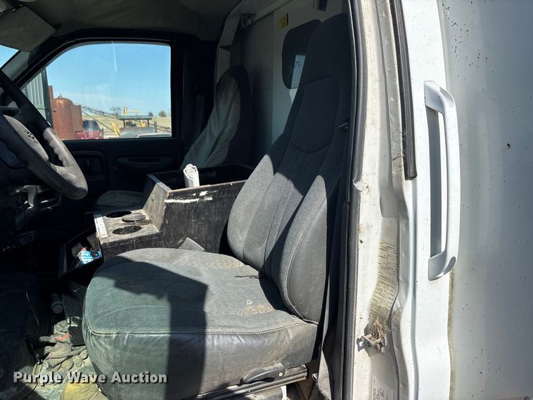 image for item FC1621 2005 Chevrolet C4500 utility / service truck