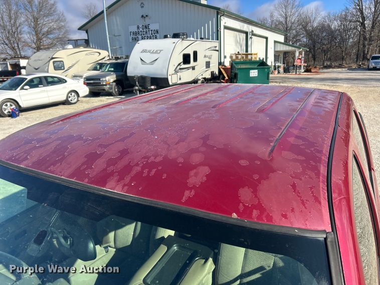 image for item FC5060 2005 Chevrolet Silverado 1500 Crew Cab pickup truck