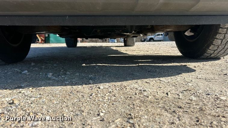 image for item FC5060 2005 Chevrolet Silverado 1500 Crew Cab pickup truck