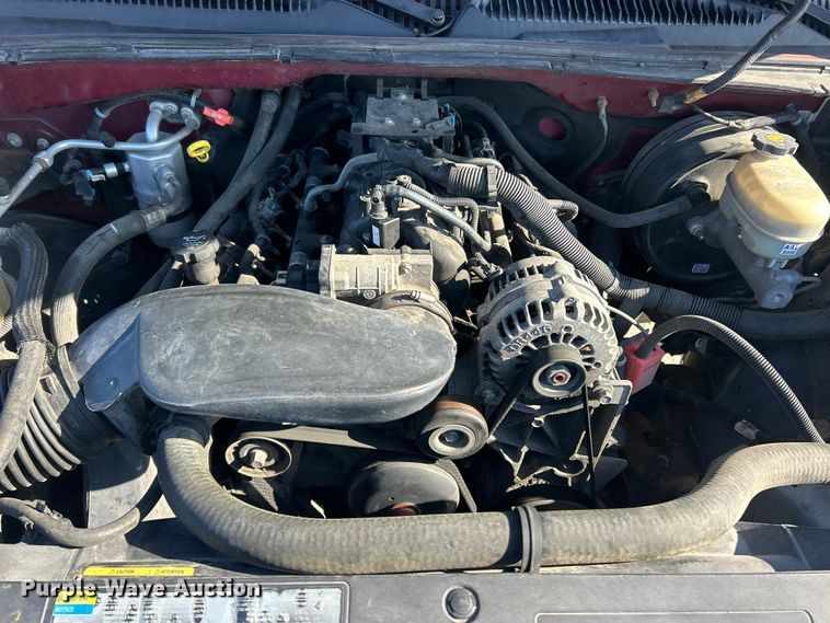 image for item FC5060 2005 Chevrolet Silverado 1500 Crew Cab pickup truck