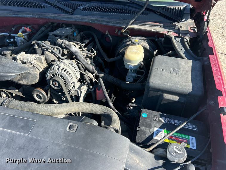 image for item FC5060 2005 Chevrolet Silverado 1500 Crew Cab pickup truck